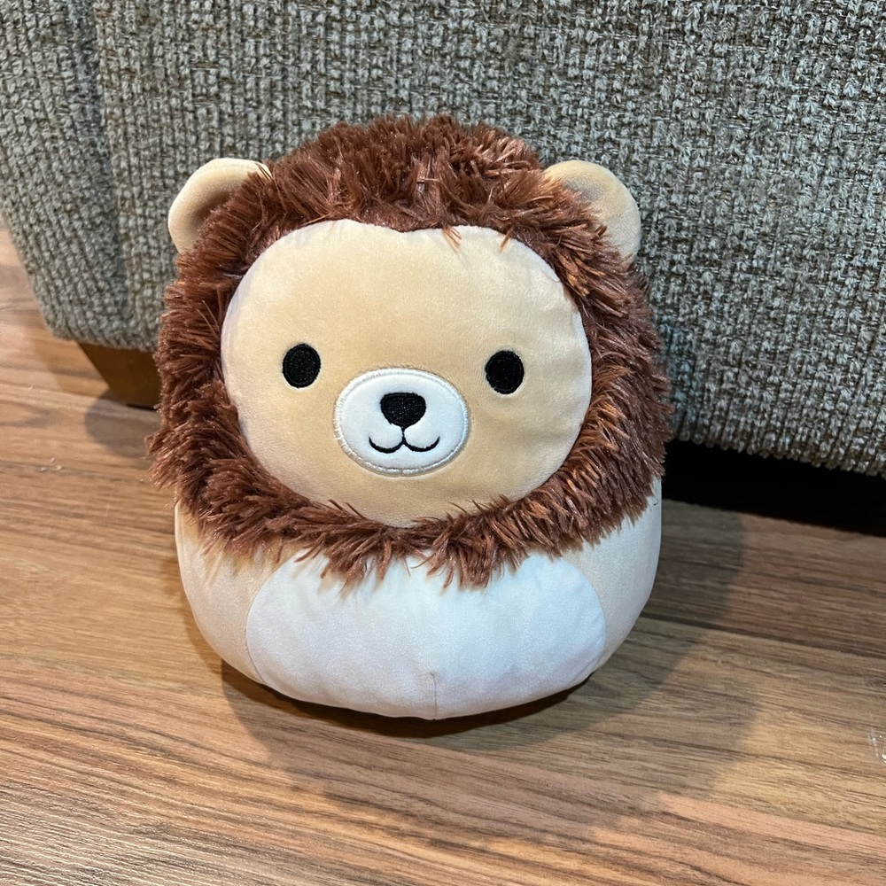 Squishmallow 8’